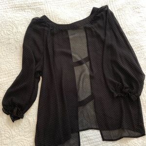 Polka dot blouse quarter sleeves